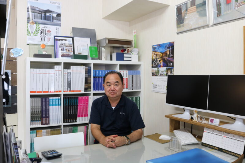 店長 堀川 洋一