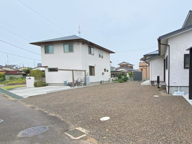施工前写真。門壁の位置がポイントでした。
