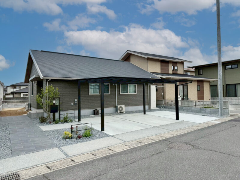 株式会社 エバーグリーンエクステリア 西阿知店（岡山県
