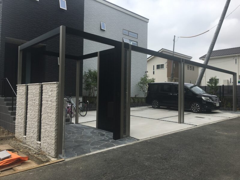 門まわり＆駐車スペースを立体的デザインに！　千葉県成田市
