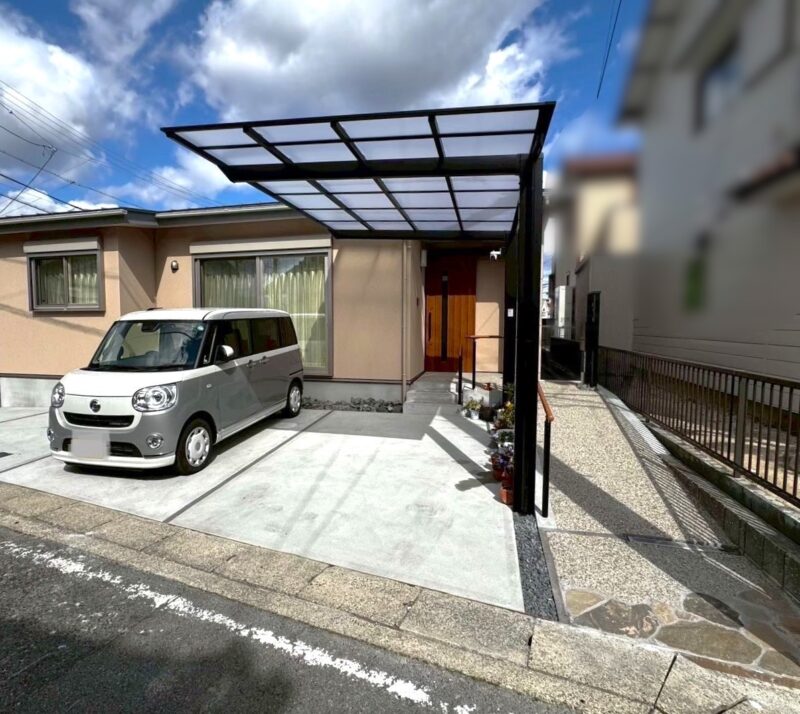 ネスカF カーポート。