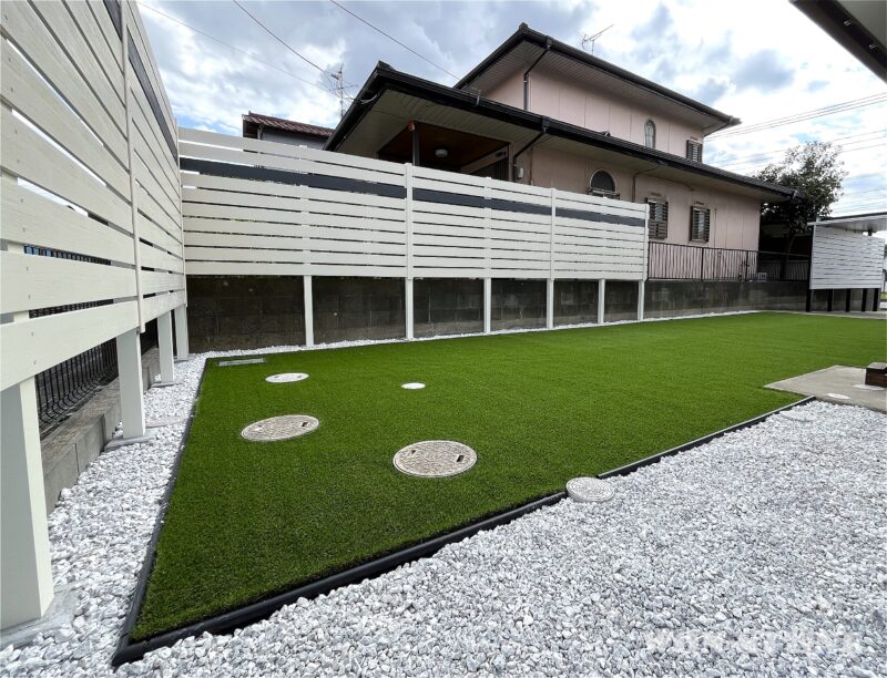 目隠しフェンスは高めにしています