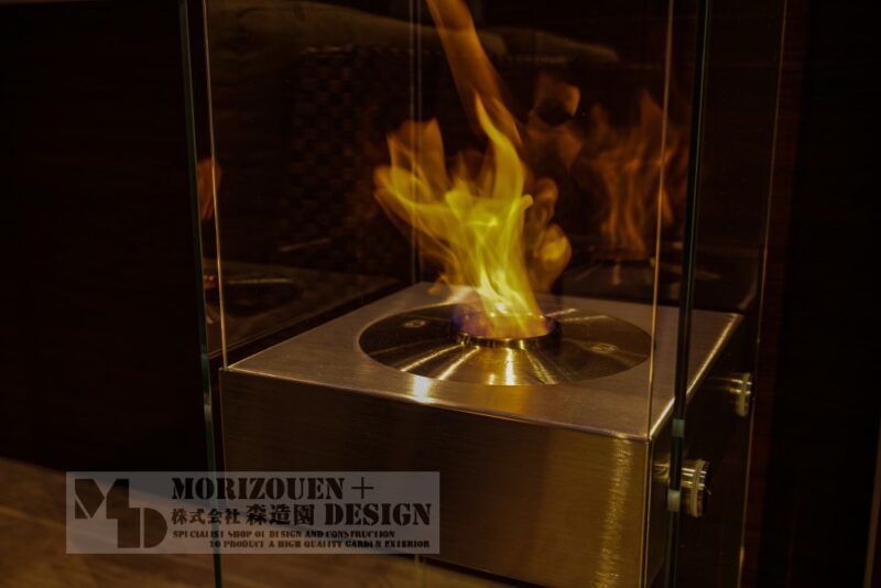 美しい炎の揺らめき バイオエタノール暖炉