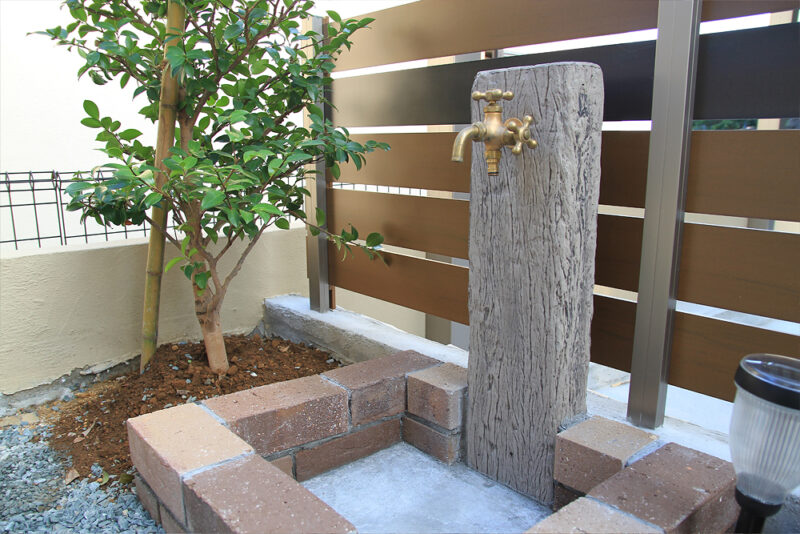 エクステリア施工例 No.1705015-4「お庭にはこだわりの立水栓。」