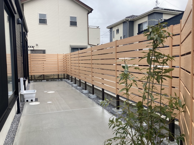 目隠し人工木フェンスでプライベート空間｜千葉県成田市